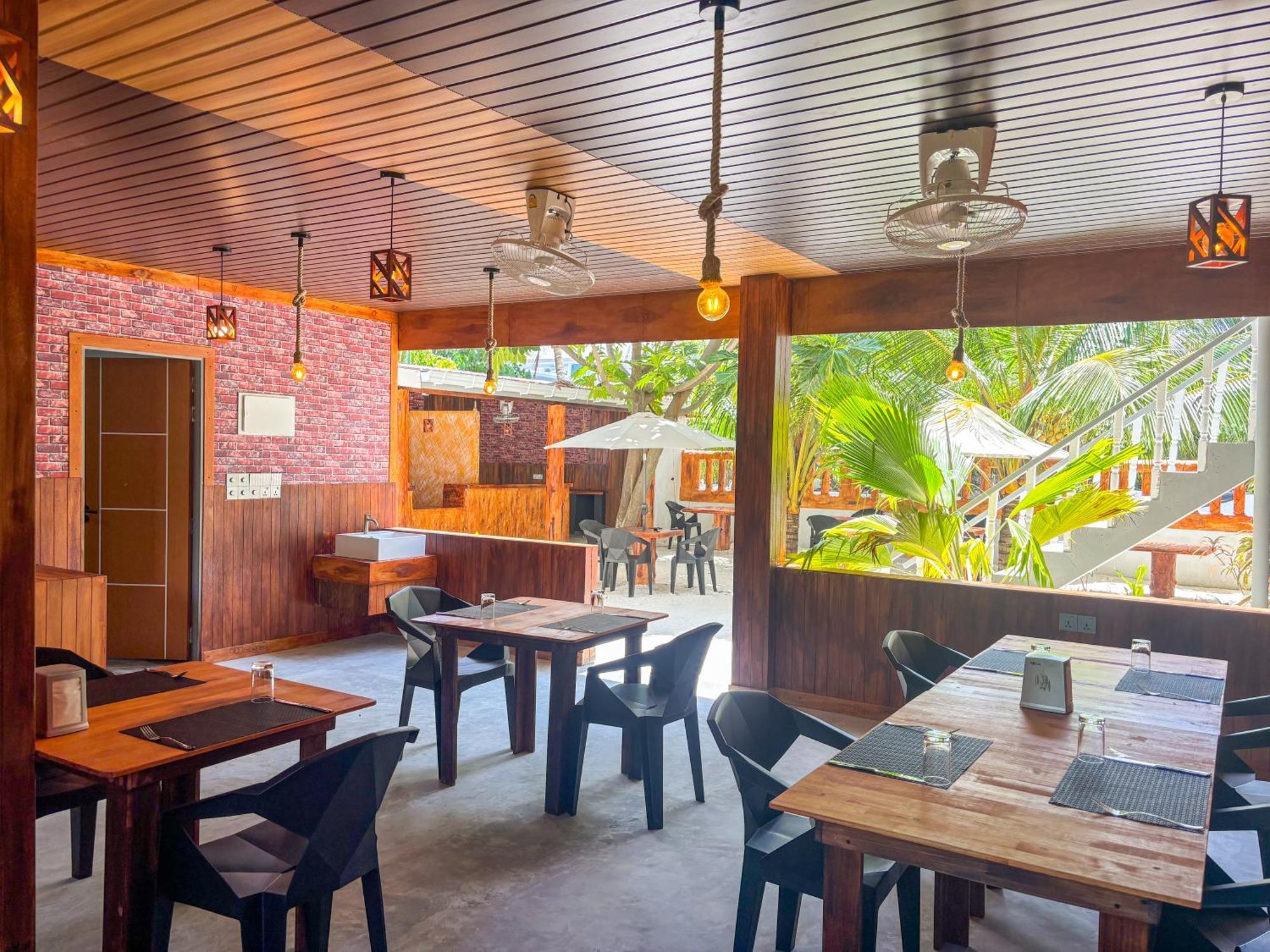 Mathiveri Thundi Inn מראה חיצוני תמונה